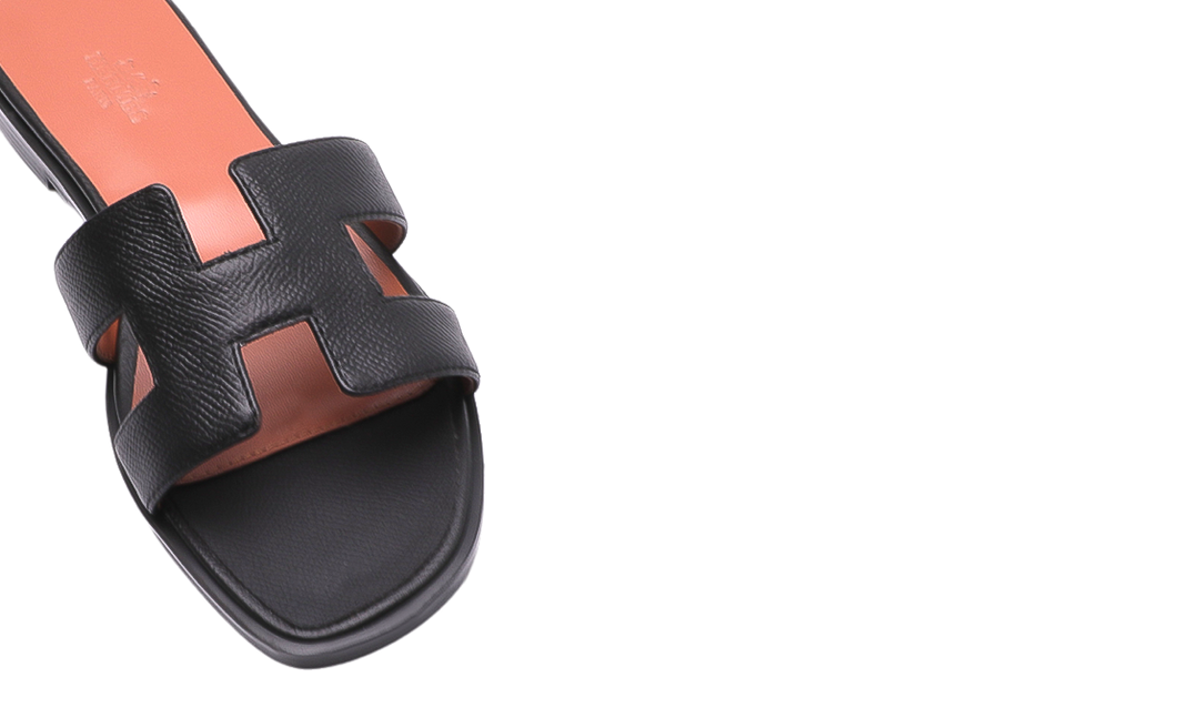 Hermès Oran Sandals Black Image