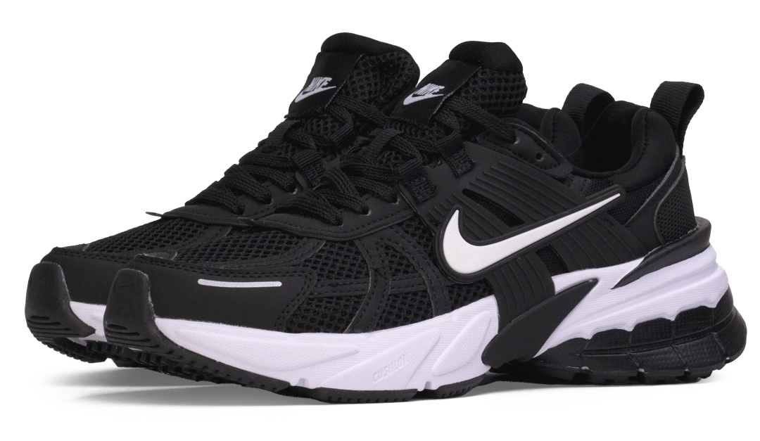 Nike Runtekk Black & White Image