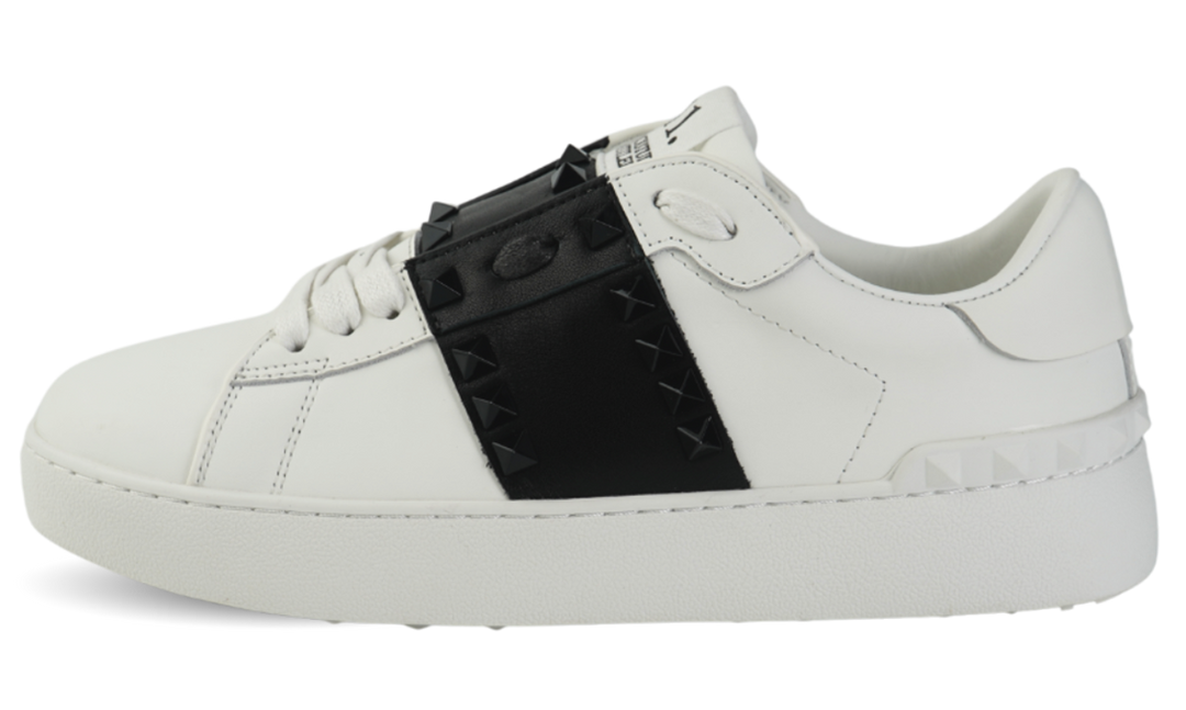 VALENTINO GARAVANI Rockstud Sneaker - Black & White Open Two Tone Image