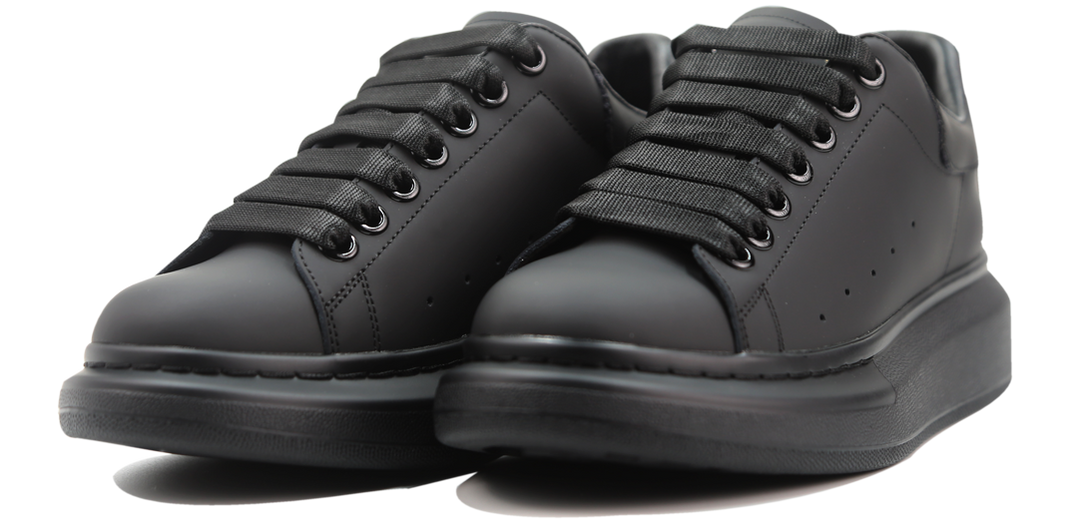 Alexander McQueen Oversized leather sneakers black Image