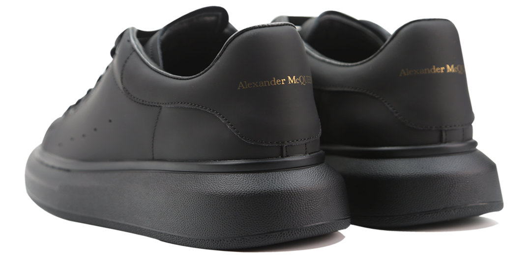 Alexander McQueen Oversized leather sneakers black Image