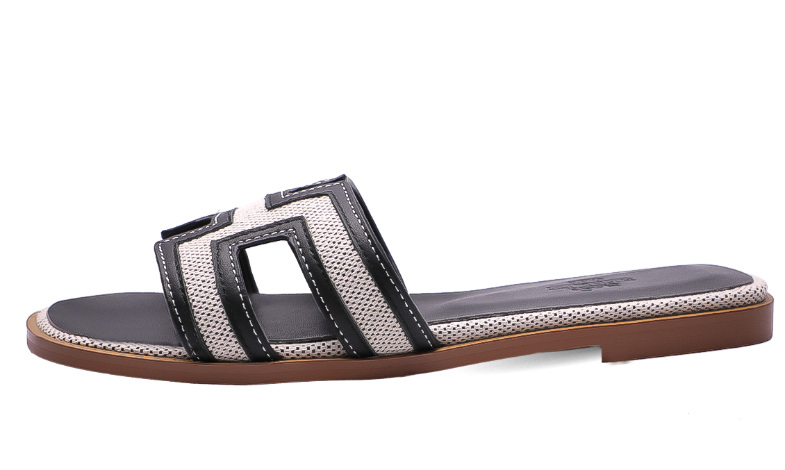 Hermès Oran Sandals Black Grey Image