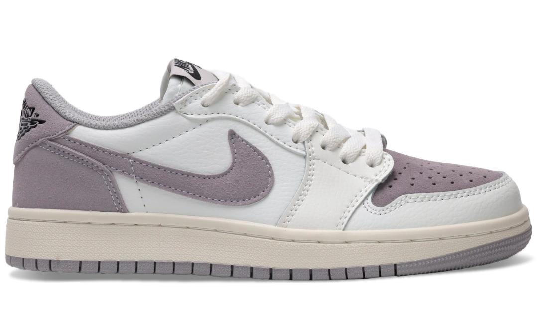 Air Jordan 1 Retro Low OG 'Atmosphere Grey' Image