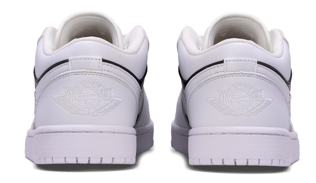 Air Jordan 1 Low Trainers White Black Image