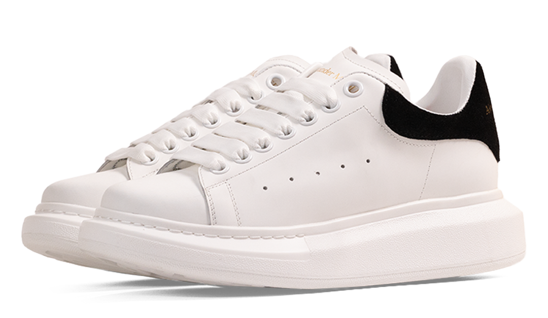 Alexander Mcqueen Oversized Sneaker in White/black Image