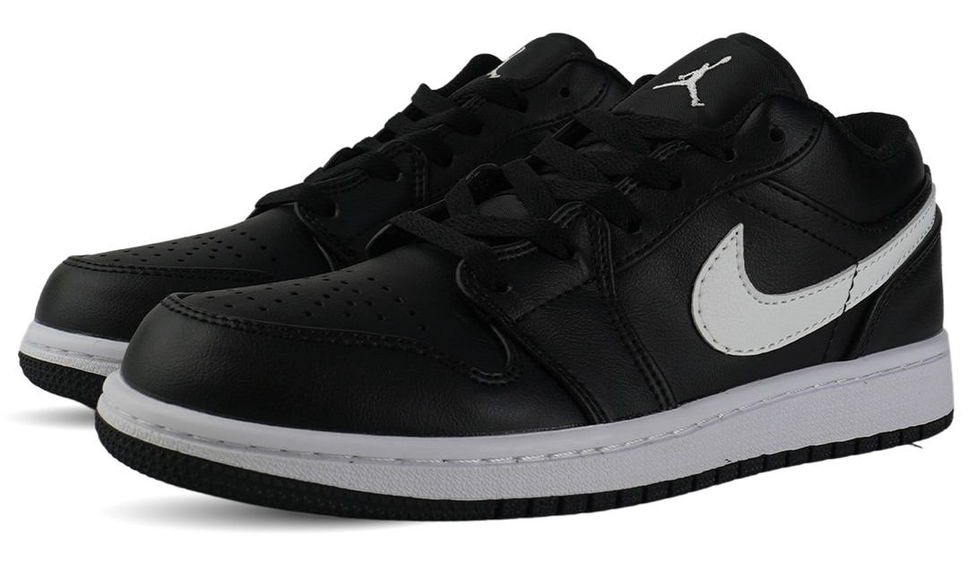 Nike Air Jordan 1 Low Leather Trainers Black/White Image